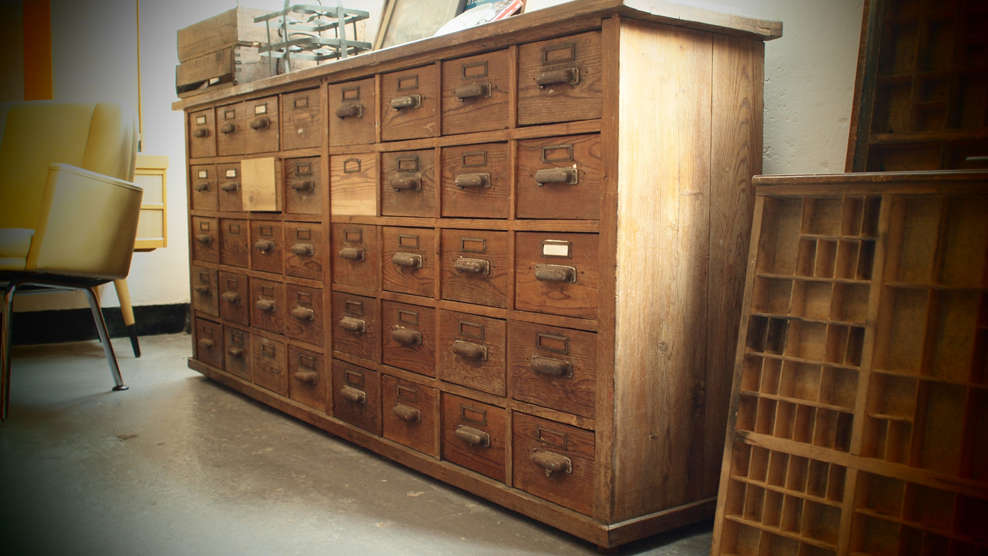 Shop Counter with Drawers